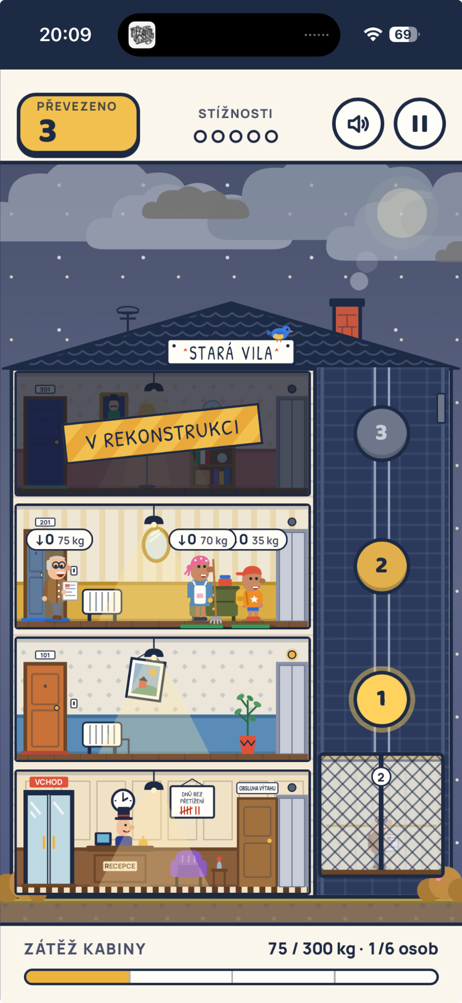 Skutečný screenshot z iPhonu: hra Elevator Operator, Stará vila, přeprava tří cestujících